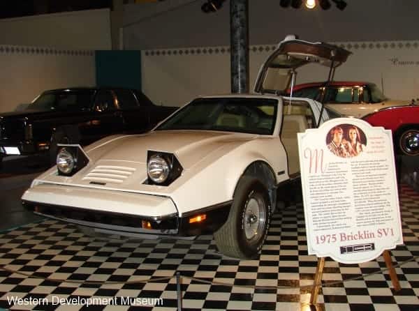 Classy Cars - Bricklin SV1